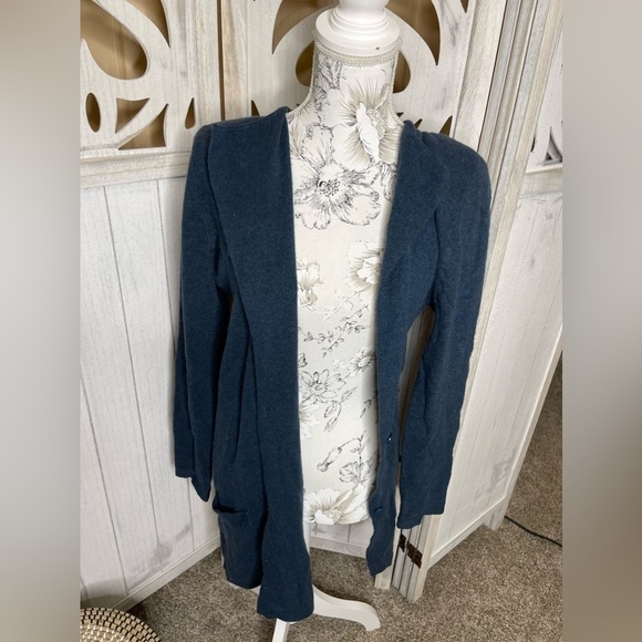 Vintage Fenn Wright Manson Wool Angora Blend Blue Cardigan Sweater Size Large - Picture 4 of 5